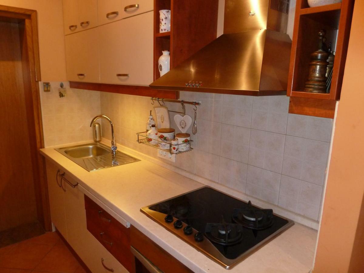 Nice Apartment & Room In Кавтат Екстериор снимка