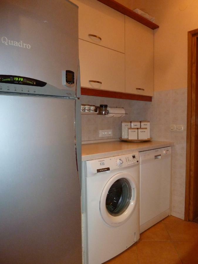 Nice Apartment & Room In Кавтат Екстериор снимка