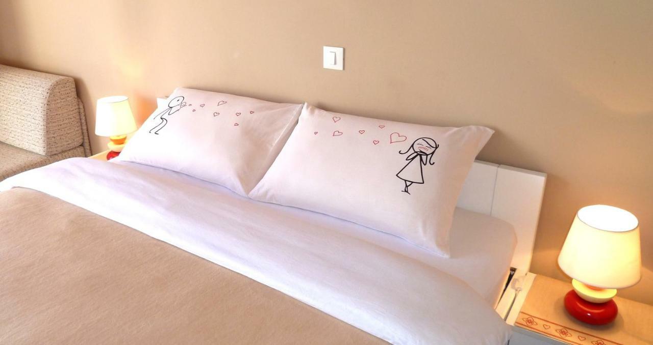 Nice Apartment & Room In Кавтат Екстериор снимка